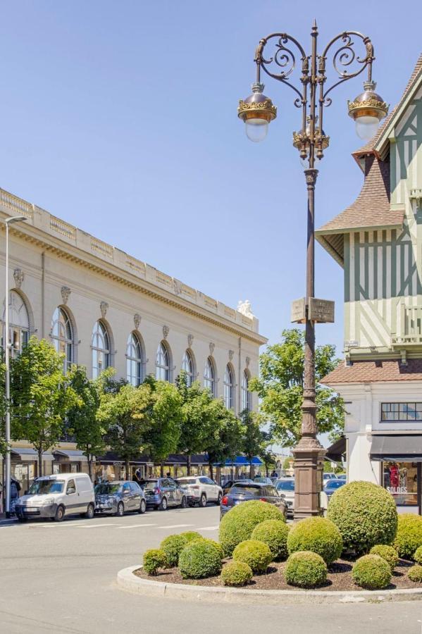 Castel Saint Clair - Trois Pieces - Deauville Centre מראה חיצוני תמונה